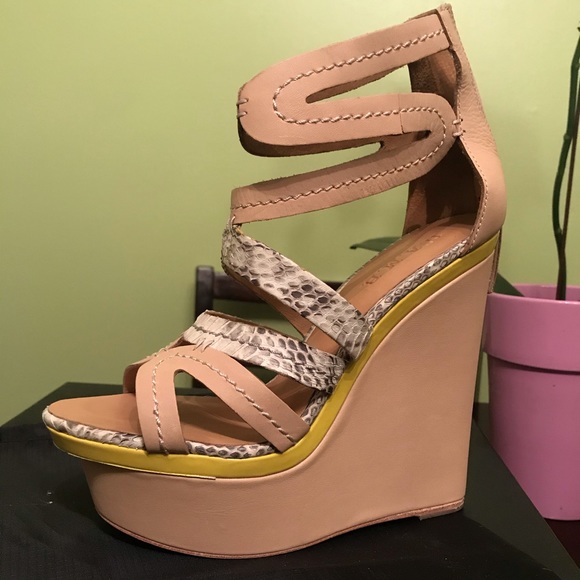L.A.M.B. Gorgeous platform sandals - Picture 2 of 10